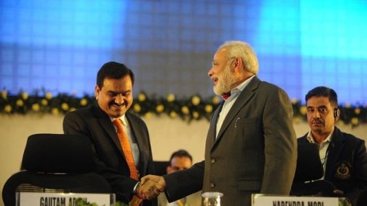 دستاویزی فلم میں مودی اور اڈانی پر کرپشن کے الزامات 24 نے نوٹس جاری کر دیئے۔