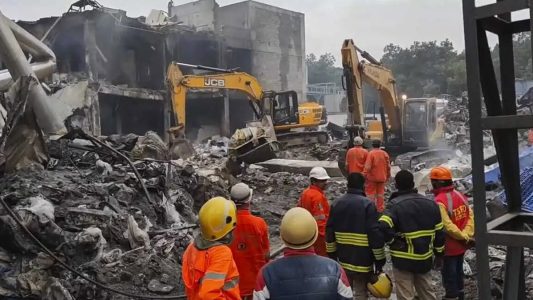 سیگاچی حادثہ: تلنگانہ ہائی کورٹ نے تحقیقات میں تاخیر پر سوال اٹھائے، تفصیلی رپورٹ طلب کی۔