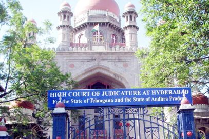 آدھار کارڈ کے بغیر سرکاری دواخانوں میں علاج نہ کرنے پر ہائی کورٹ کی برہمی