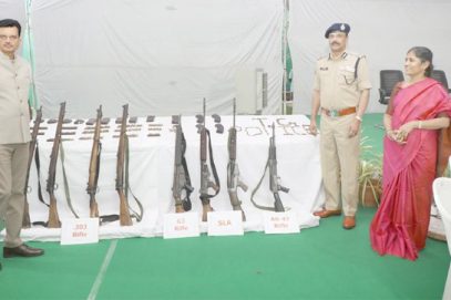 37 ماویسٹوں نے ہتھیار ڈال دئے