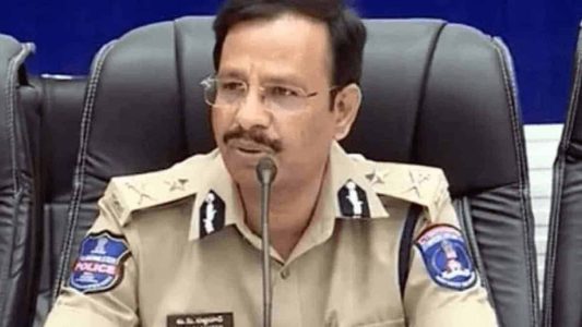 حادثے کے متاثرین کی امداد کے لیے 25 ہزار روپے: حیدرآباد کمشنر نے راہ ویر کی حوصلہ افزائی