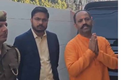 ملا کا بھوت اتریں گے: ہندو رکھشا دل نے محمد دیپک کو دی ہے دھمکی ۔