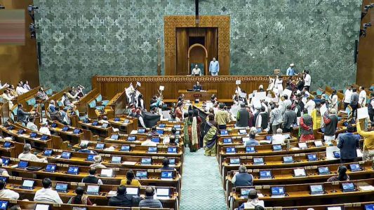 حکومت نے مخالفت کے درمیان لوک سبھا میں پیپر لیک مخالف بل پیش کیا۔