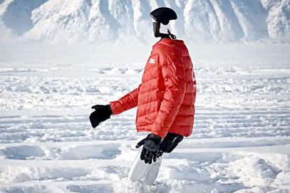 دنیا کا پہلا انسانی روبوٹ، شدید سردی میں ایک لاکھ 30 ہزار قدم چلنے میں کامیاب