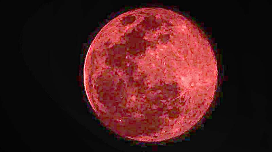 چاند کا سرخ رنگ کا منظر، مکمل ہلال اور چاند کی سطح.