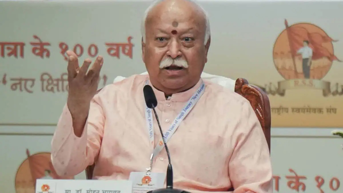 سیاست روز کے معروف رہنما کی تصویر، گفتگو اور سیاسی تجزیہ.