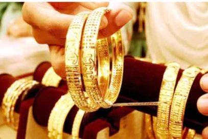 بینک عہدیدار نے عوام کا کروڑوں کا سونا جوئے میں اڑا دیا