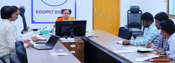 سرکاری اسکولوں میں ترقیاتی کاموں کی پیشرفت کا جائزہ لینے کے لیے اجلاس.