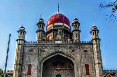 ہائی کورٹ نے منحرف بی آر ایس ایم ایل اے کو حتمی ڈیڈ لائن دی ہے۔