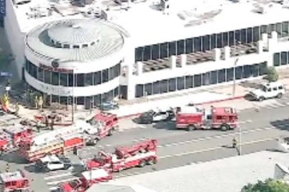 لاس اینجلس میں تیز رفتار گاڑی اسٹور میں جاگھسی