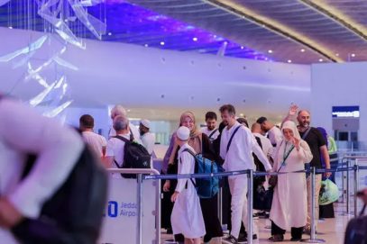 عمرہ زائرین کیلئے جدہ اور مدینہ ایئر پورٹس پر ’’ ای گیٹس ‘‘ کا آغاز