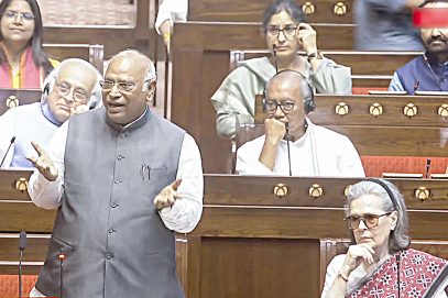 مغربی بنگال میں ایس آئی آر معاملہ:راجیہ سبھا میں ہنگامہ، اپوزیشن کا واک آؤٹ