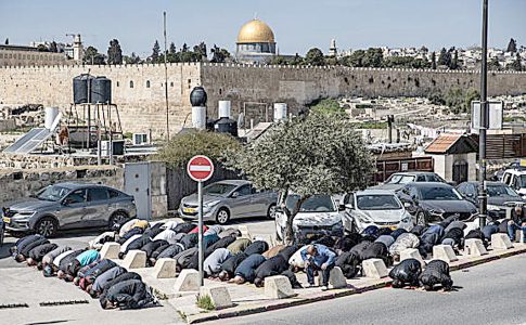 ایران کشیدگی، اسرائیل نے مسجدِ اقصیٰ میں جمعہ کی نماز پر پابندی لگا دی