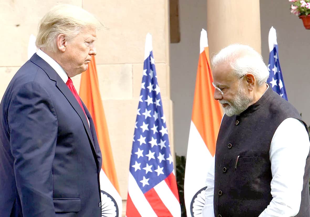 امریکی صدر اور بھارتی وزیراعظم کی ملاقات، دو طرفہ تعلقات اور علاقائی سلامتی پر تبادلہ خیال۔.