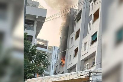 حیدرآباد گیٹیٹ کمیونٹی میں واشنگ مشین میں شارٹ سرکٹ سے آگ بھڑک اٹھی۔