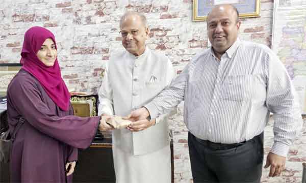 سیاست اور فیض عام ٹرسٹ کی مدد سے تین لڑکیوں نے اعلیٰ تعلیم حاصل کی، خوشی اور فخر کا لمحہ.