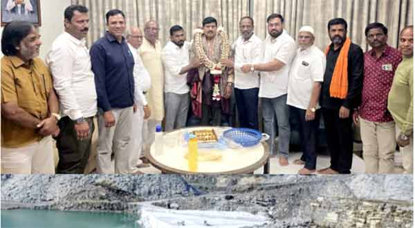 پہنچنے والی تقریب میں افراد کا گروپ، تحائف اور کیک کے ساتھ خوشگوار لمحے.