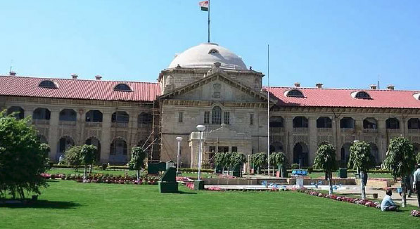 الہ آباد ہائی کورٹ کی عمارت، جہاں نمازیوں کی تعداد پر پابندی کے خلاف سماعت ہو رہی ہے۔.