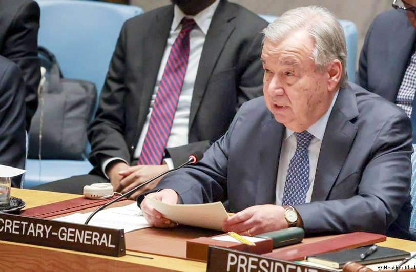 عالمی رہنما اجلاس میں خطاب کرتے ہوئے، اہم عالمی مسائل پر تبادلہ خیال کر رہے ہیں۔.