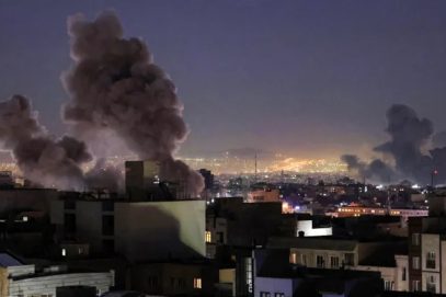 نتین یاہو مخالف اسرائیلی نے تل ابیب میں تباہ حال عمارت کی ویڈیو شیئر کردی