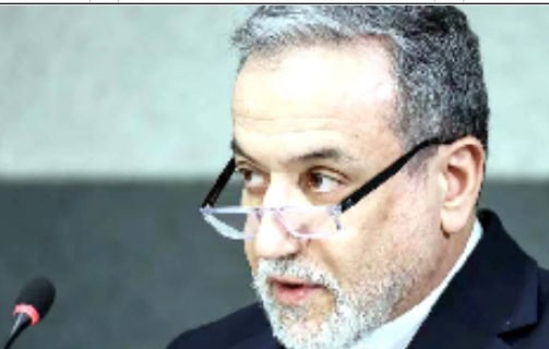 سیاست روز کے معروف صحافی گفتگو کرتے ہوئے، سیاسی مسائل پر تبصرہ.