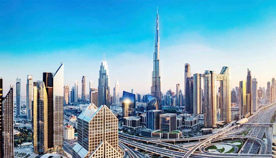 دبئی کا بلند شہر، برج خلیفہ اور جدید عمارتیں، امارات کا تجارتی مرکز.