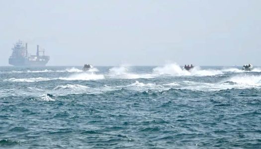 ایران سے آبنائے ہرمز کھلوانے 40 ممالک یکجا، مشترکہ اقدامات پر غور