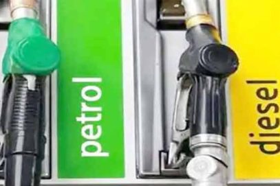 پٹرول و ڈیزل کی قیمتوں میں 20 روپے تک اضافہ کا اندیشہ
