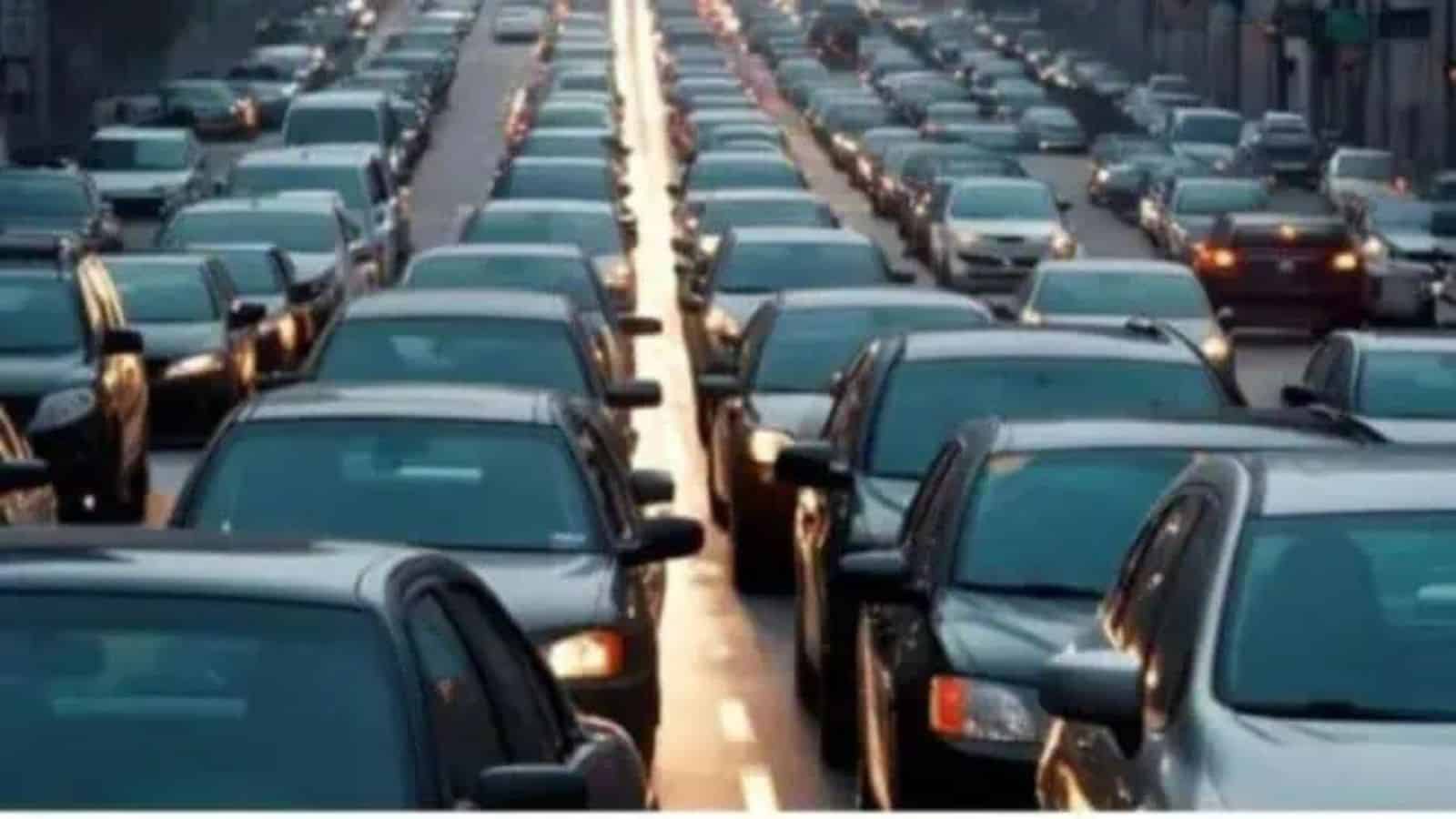 حیدرآباد میں اتوار کو ٹریفک جام اور بندشیں، ایس آر ایچ بمقابلہ کے کے آر آئی پی ایل میچ سے پہلے.