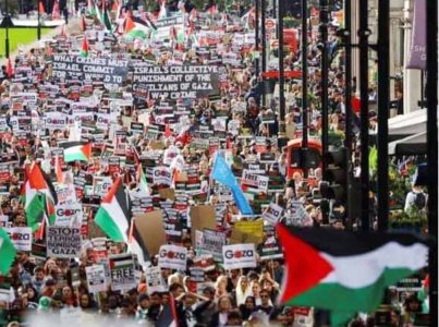 برطانیہ اور تیونس میں فلسطینیوںکے حق میں مظاہرے