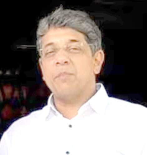 پروفائل تصویر، مرد، سفید قمیض، مسکراہٹ، خوشگوار، پیشہ.