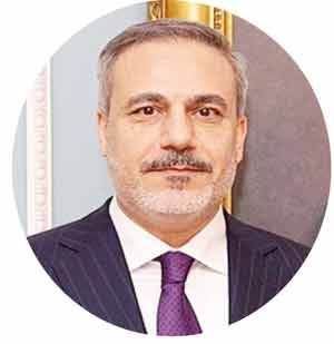 عالمی رہنما کا سرکاری تصویر، رسمی لباس میں، سیاسی یا عا.