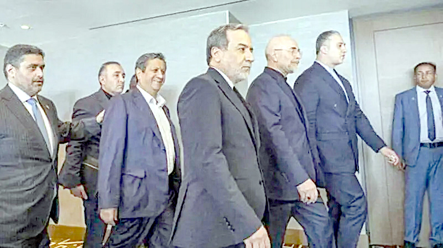 پاکستانی سیاستدانوں کا اجلاس، اہم ملاقات کی تصویر.