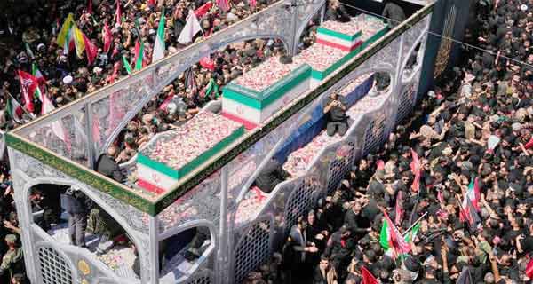 آیت اللہ خامنہ ای کے جنازہ کی تہران بھر میں گشت ‘ آج شہر قم لے جایا جائے گا