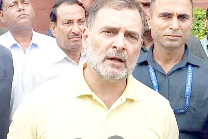 پر ہلاد جوشی عصمت ریزی مجرموں کے محافظ:راہول
