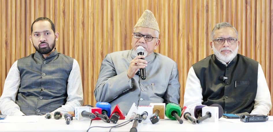 سیاسی رہنماؤں کی پریس کانفرنس، میڈیا سے گفتگو.