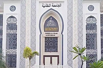 ارباب جامعہ نظامیہ کو قیمتی اراضی پر دعوی پیش کرنے سے روکا جا رہا ہے
