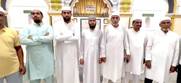 مذہبی رہنما اور علماء کی ملاقات، مسجد میں، اتحاد اور مذہبی ہم آہنگی.