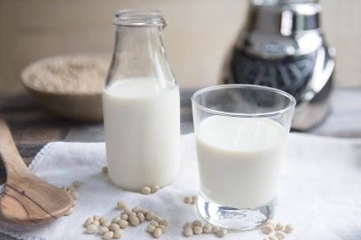 تہواروں سے قبل عوام کو مہنگائی کا جھٹکا ،دودھ کی قیمت میں 9 روپیہ اضافے کا اعلان