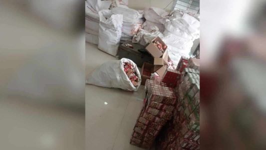 حیدرآباد کے مصالحے تیار کرنے والے یونٹ میں میعاد ختم ہونے والی مصنوعات کو دوبارہ فروخت کرتے ہوئے پایا گیا۔