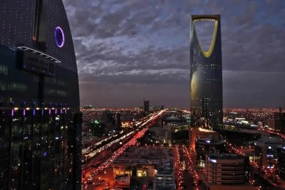 حملوں کے دوران ریاض میں چند گھنٹوں کے اندر دوسری وارننگ جاری