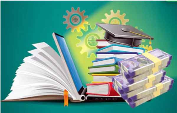 کتابیں، لیپ ٹاپ، گراف، اور پیسے کی تصویر.