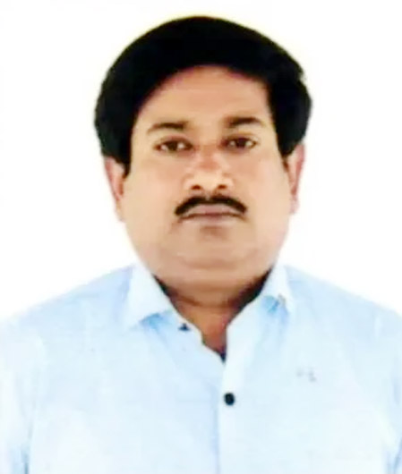 مرد کی پروفائل تصویر، صاف پس منظر کے ساتھ، اردو میں سیاست سے متعلق.