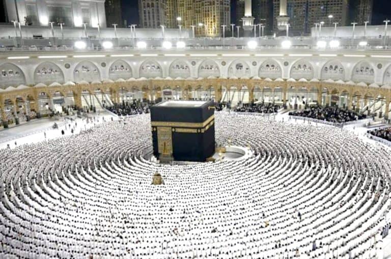 مکہ مکرمہ میں مسجد الحرام کا حج کے دوران منظر.