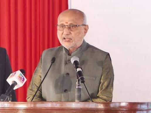 نائب صدر سی پی رادھا کرشنن خطاب کرتے ہوئے، پریس کانفرنس میں.