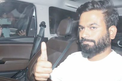 ابھیجیت ڈپکے کو امن متاثر نہ کرنے کی شرط پر ضمانت ‘ پولیس اسٹیشن سے رہائی