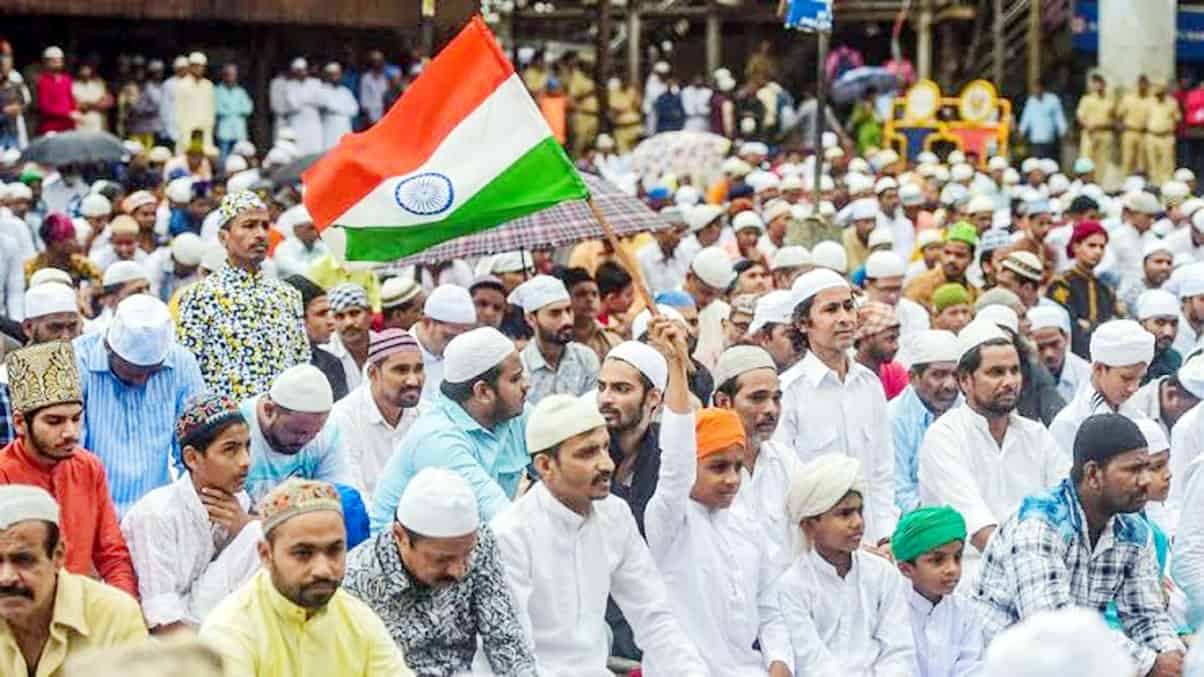 پاکستانی عوام آزادی کے دن پر بڑے اجتماع میں شامل.