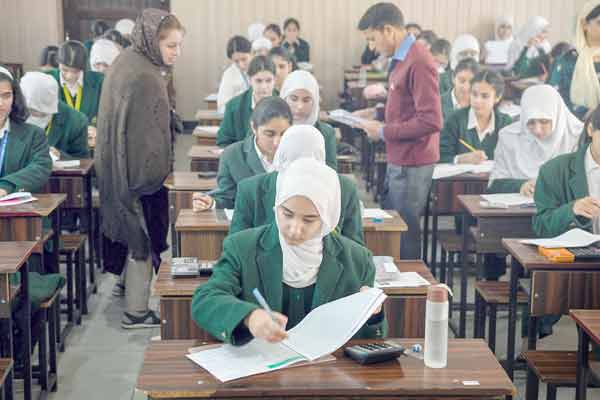 جموں وکشمیر میں دسویں جماعت کے امتحانات کا آغاز