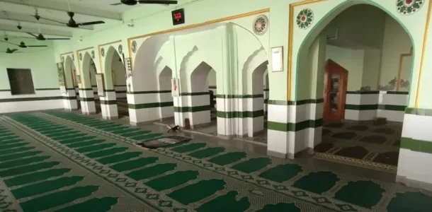 دہلی کی ریس کورس مسجد میں نماز نہیں پڑھی جائے گی